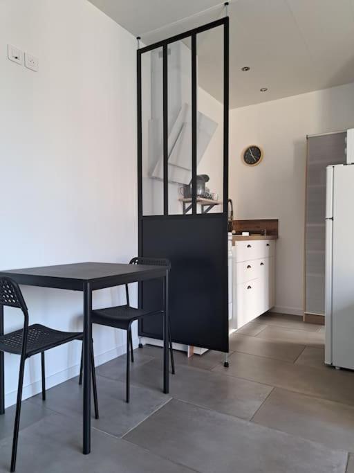 Studio Dans Maison Avec Jardin Et Balcon, Au Calme Sérézin-du-Rhône Kültér fotó
